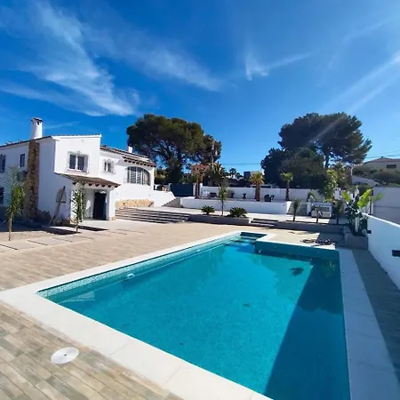 Canela Villa *