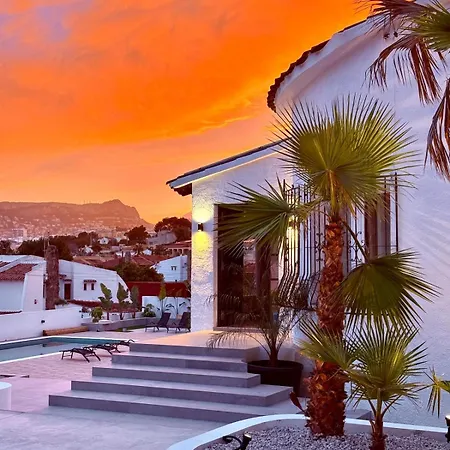 Canela Villa *